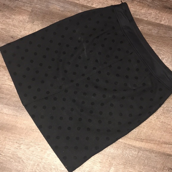 LOFT petite black polka dot mid length skirt sz 4P - Picture 8 of 8